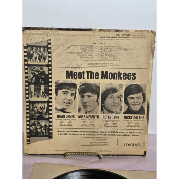 THE MONKEES self titled classic early Rock LP on Colgems COM-101 RE 1966 Used - Picture 2 of 13